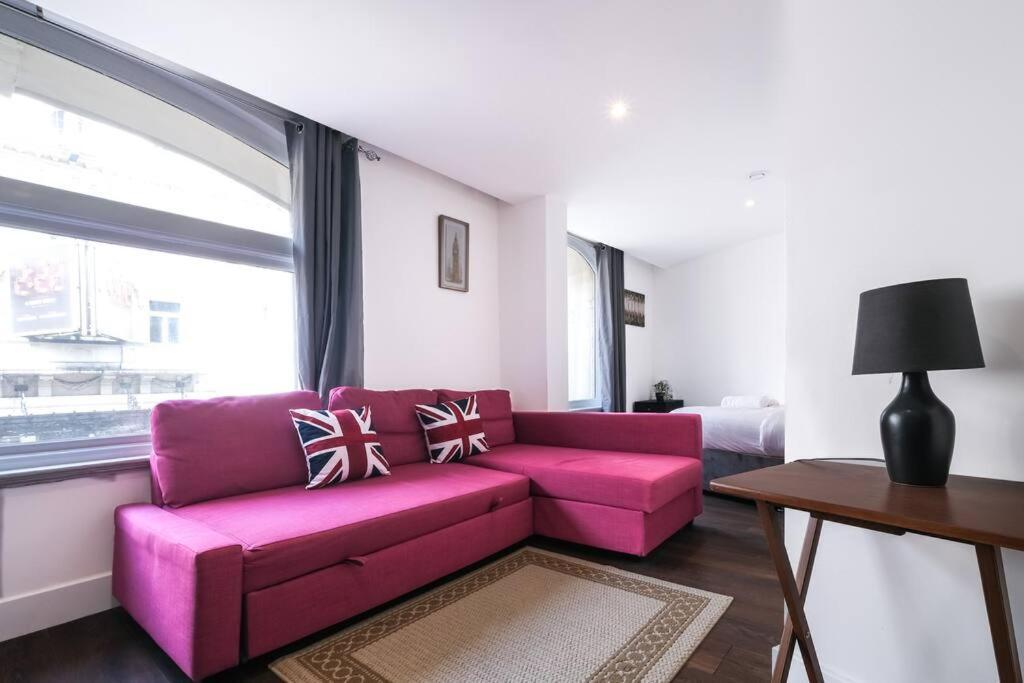 Flat For 4 In Piccadilly, Soho Vre London