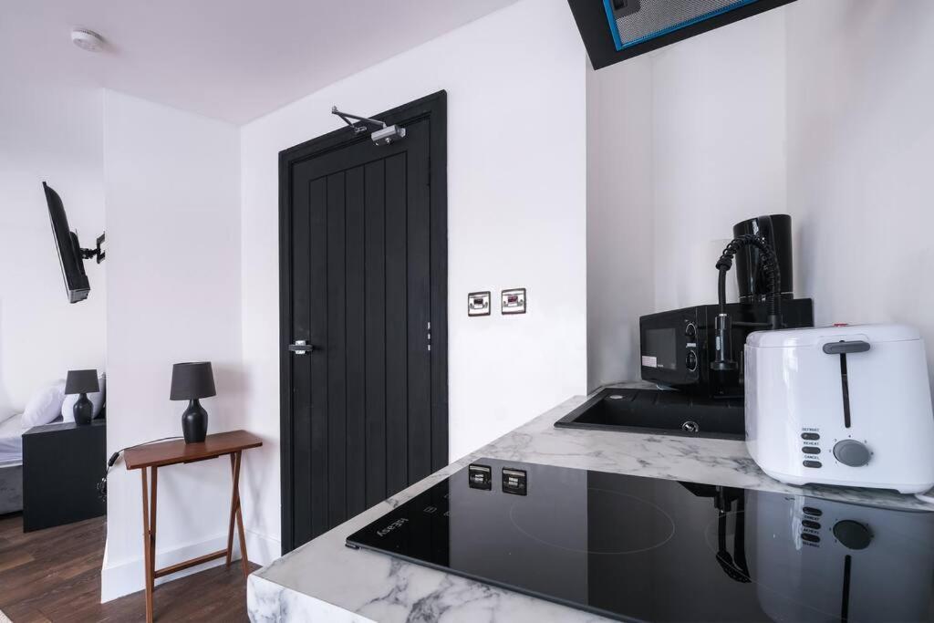 Flat For 4 In Piccadilly, Soho Vre *
